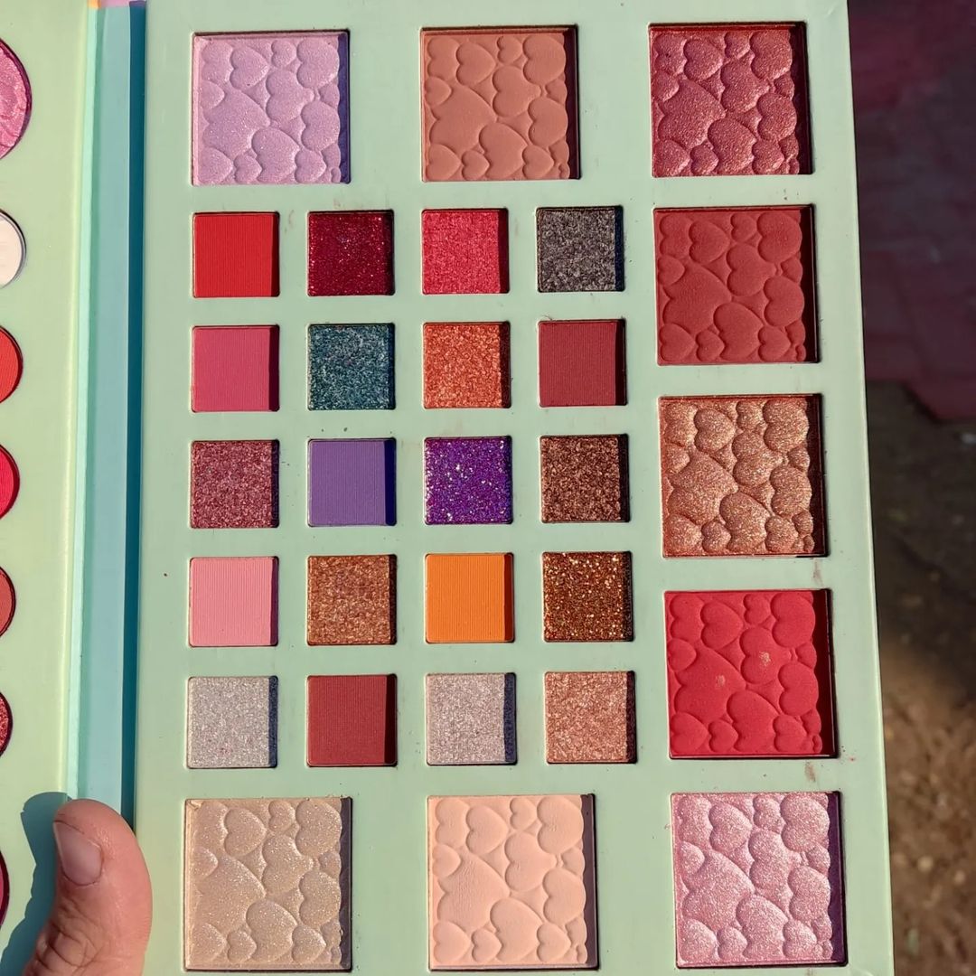 58 Color All-in-One Makeup Palette