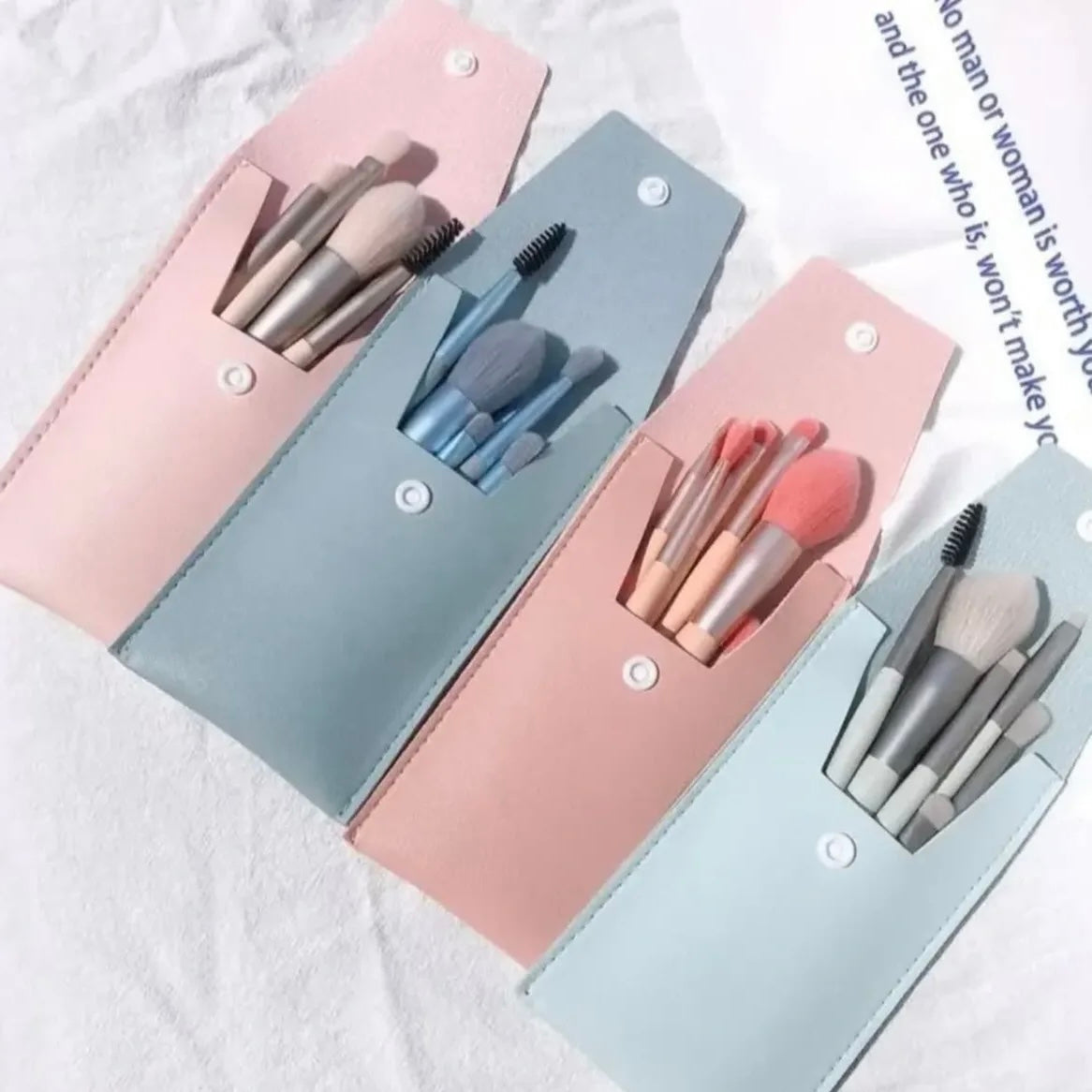 Kawaii Travel Mini Makeup Brush with Leather Pouch Set of 8