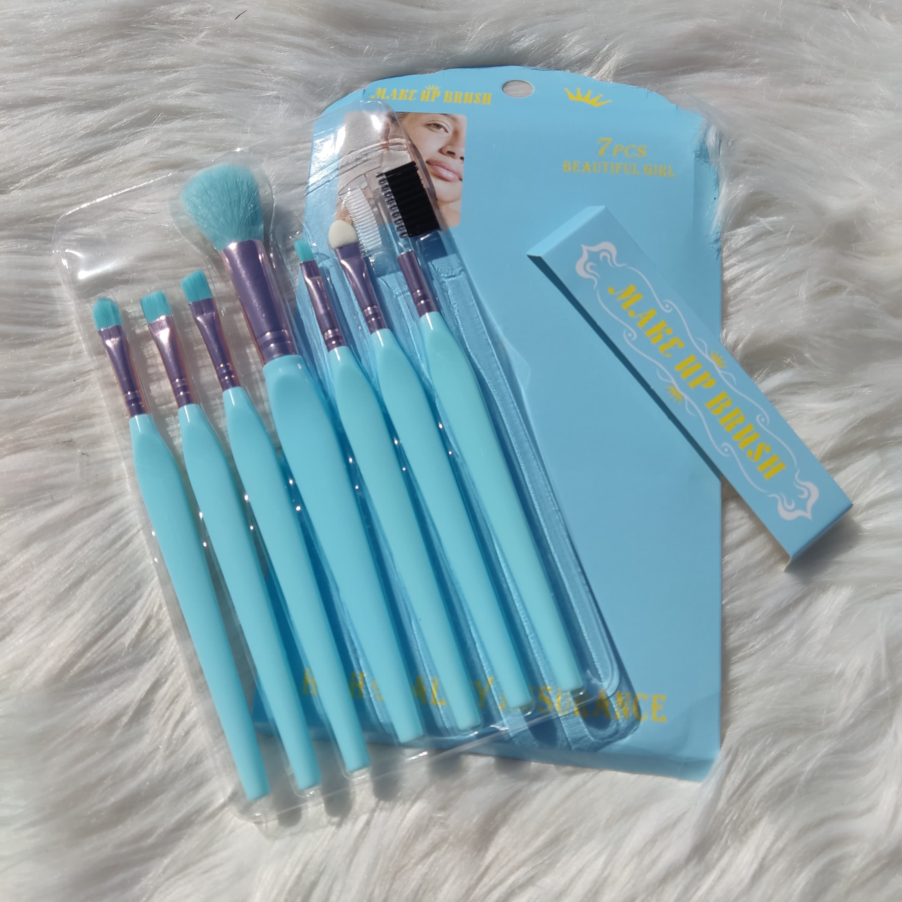 Kawaii Mini Travel Makeup Brush Set of 7