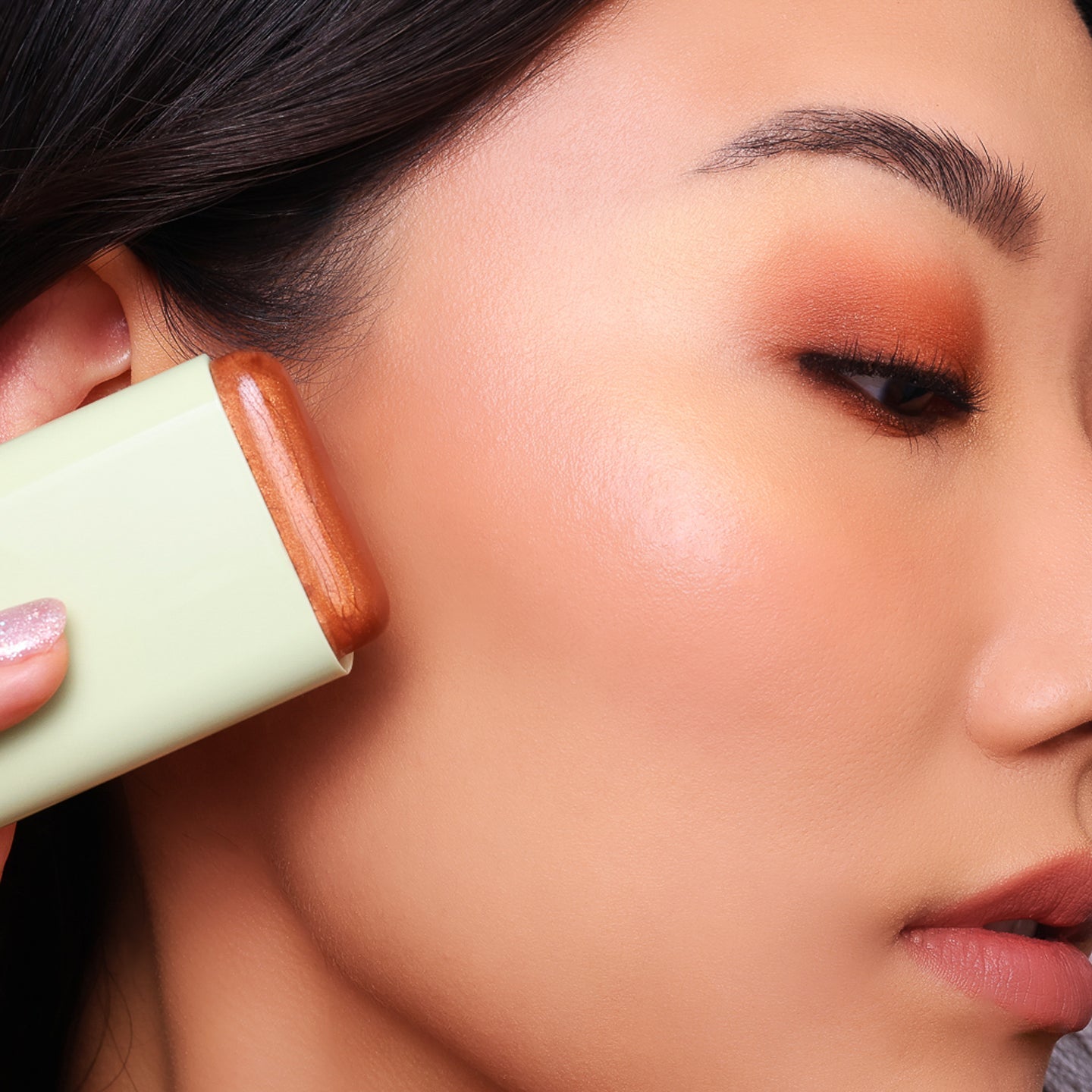 Pixi - On-the-Glow Bronze Stick