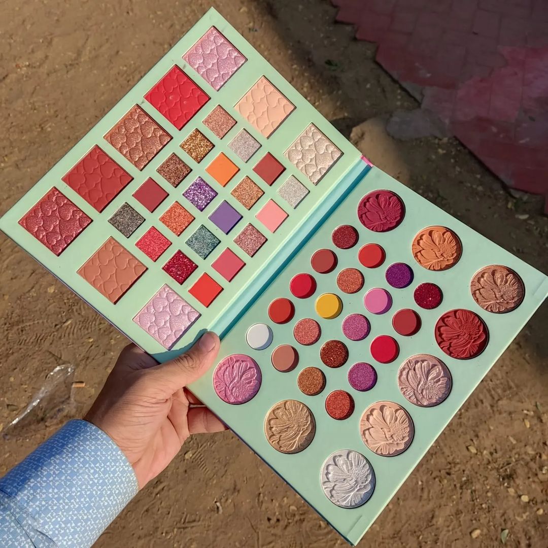 58 Color All-in-One Makeup Palette