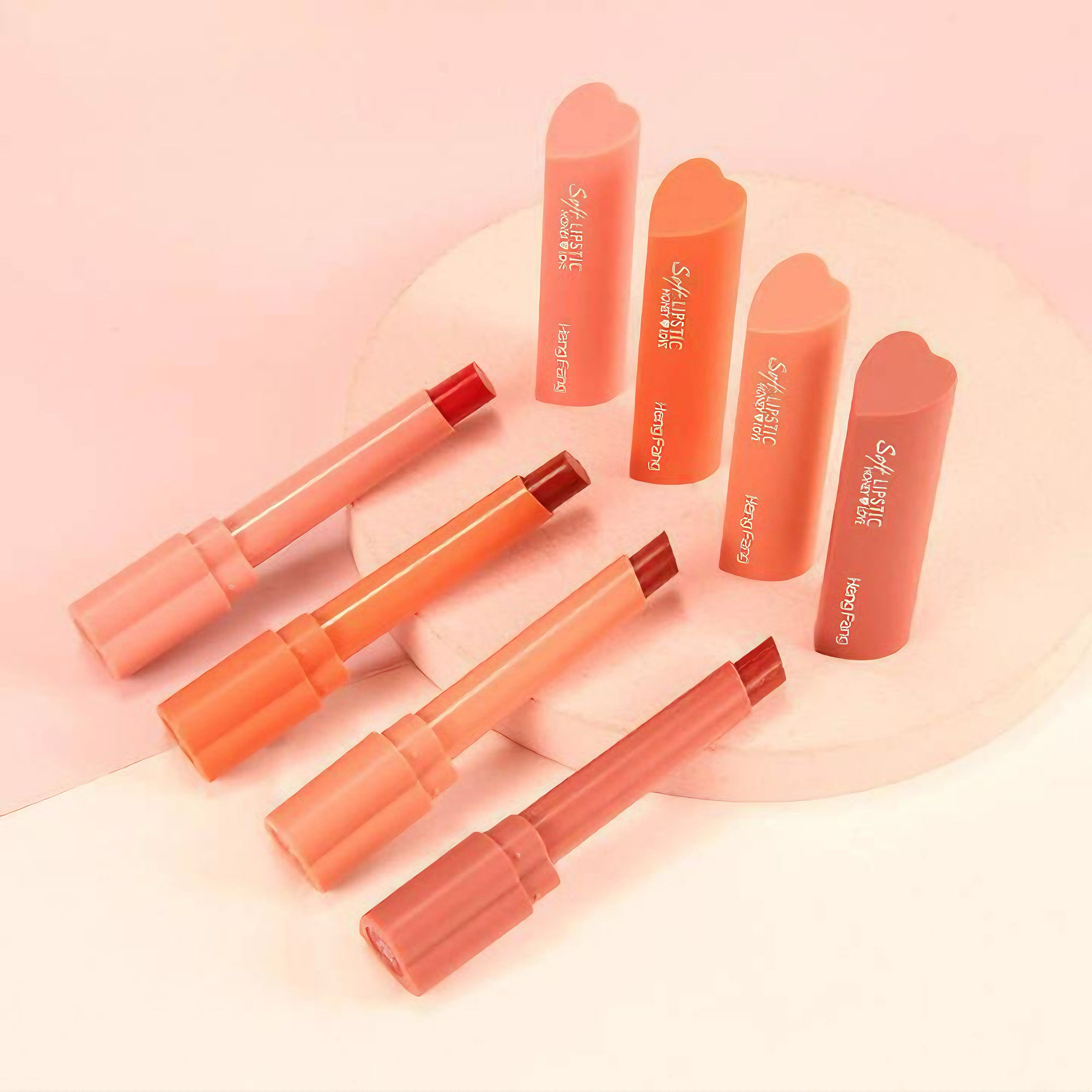 Heng Fang - 4 Color Heart Velvet Lipsticks Set