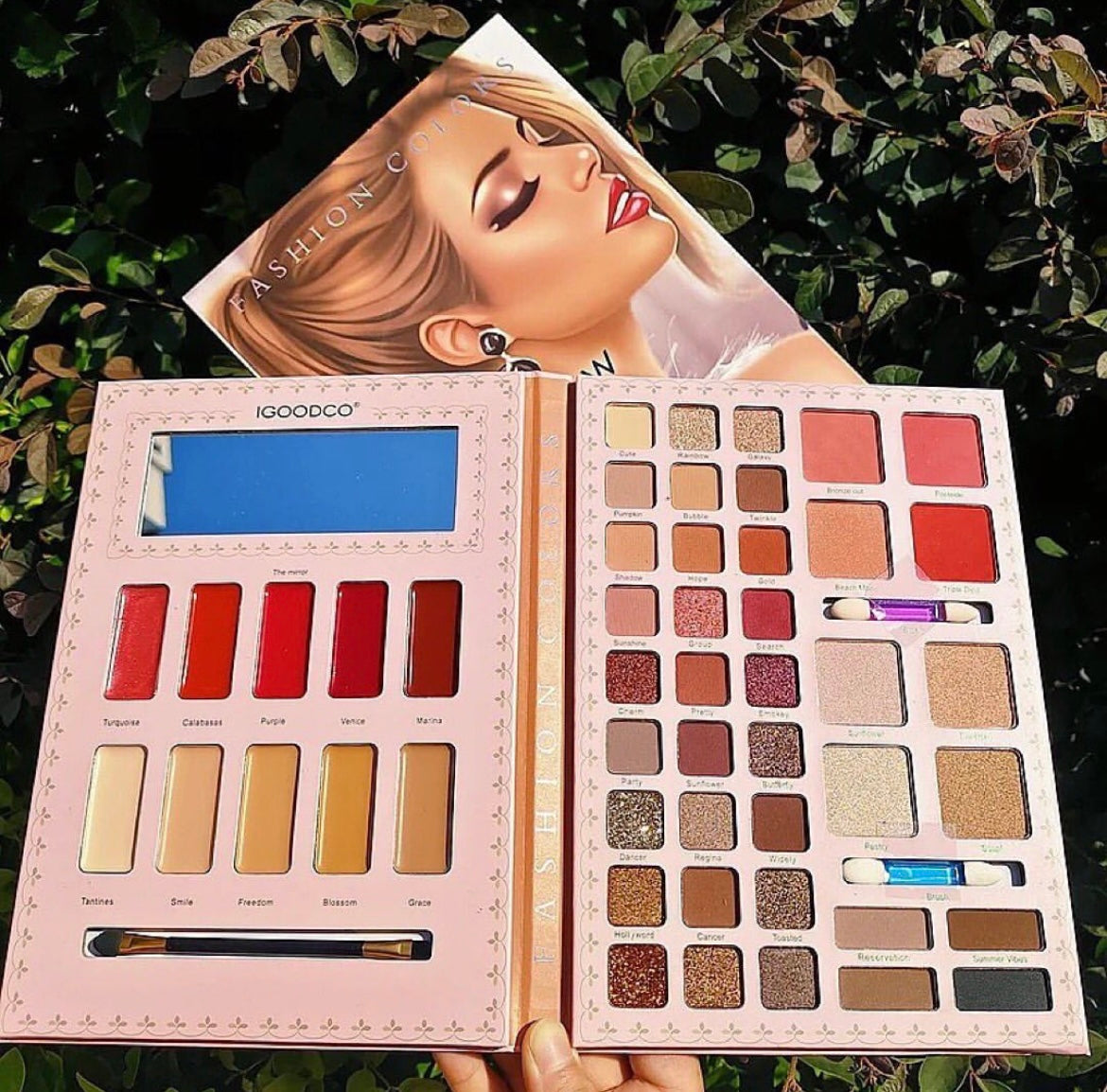 IGOODCO - 49 Color Bold Makeup Book