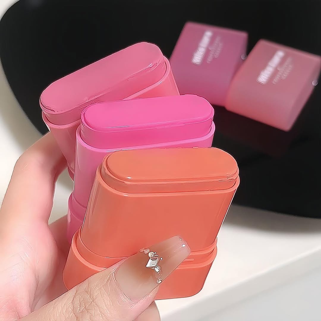 Miss Lara - On-the-Glow Blush Stick