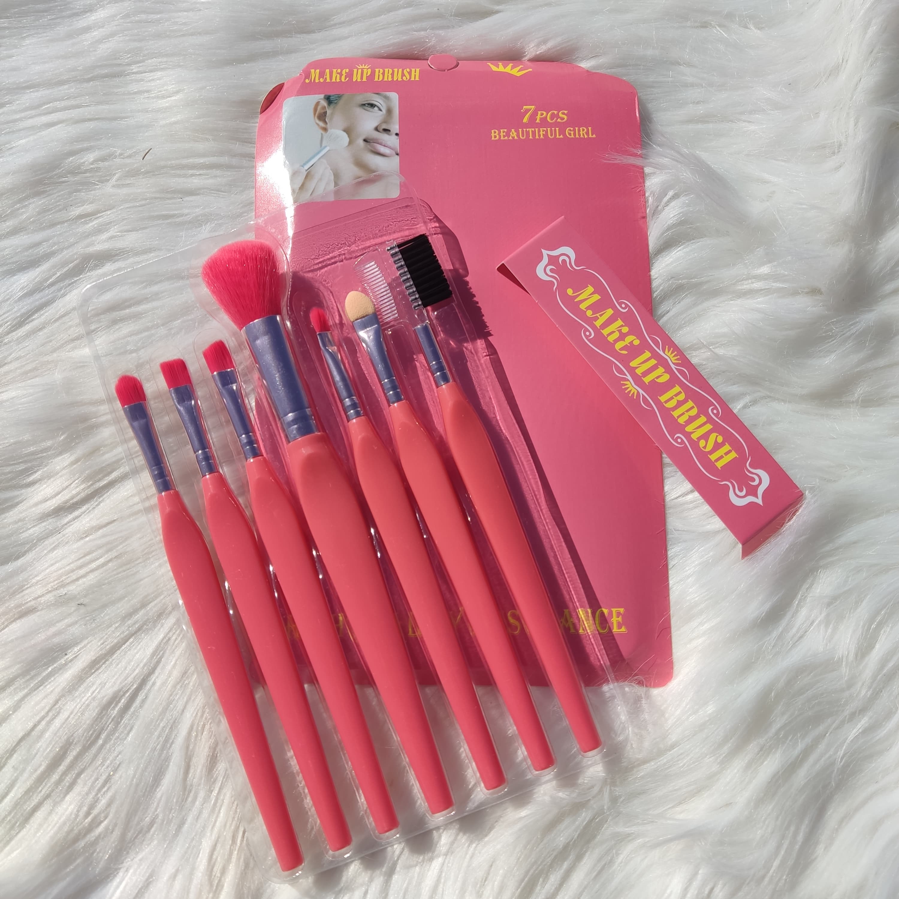 Kawaii Mini Travel Makeup Brush Set of 7