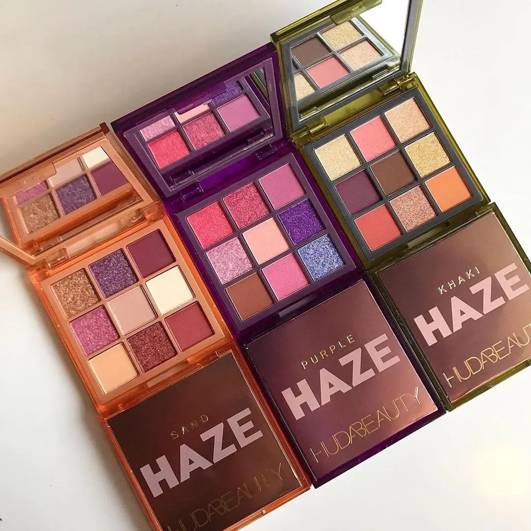 Huda Beauty - 9 Color Haze Eyeshadow Palette