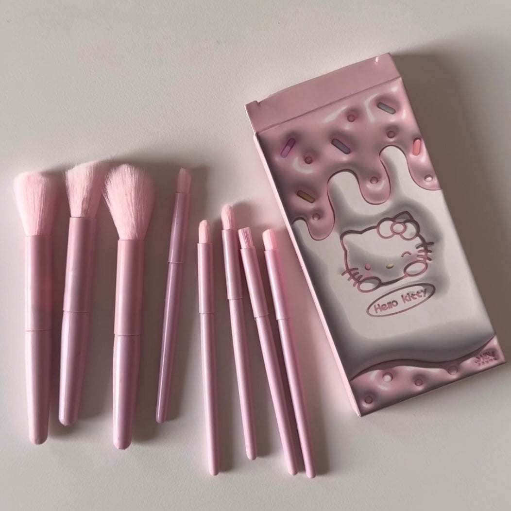 8pcs Mini Cartoon Travel Soft Fluffy Makeup Brushes Set
