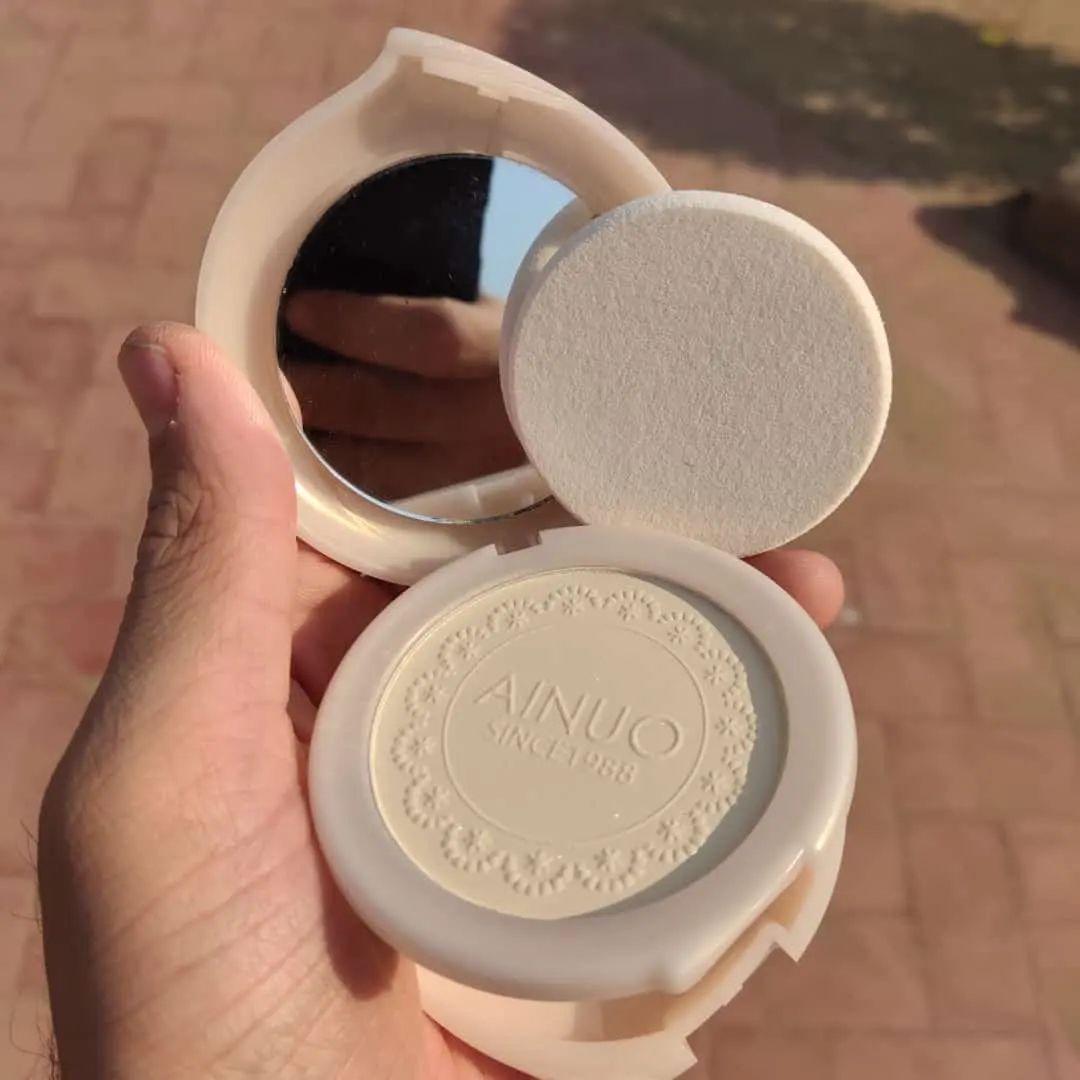 Real Perfect Two Way Make Compact Powder