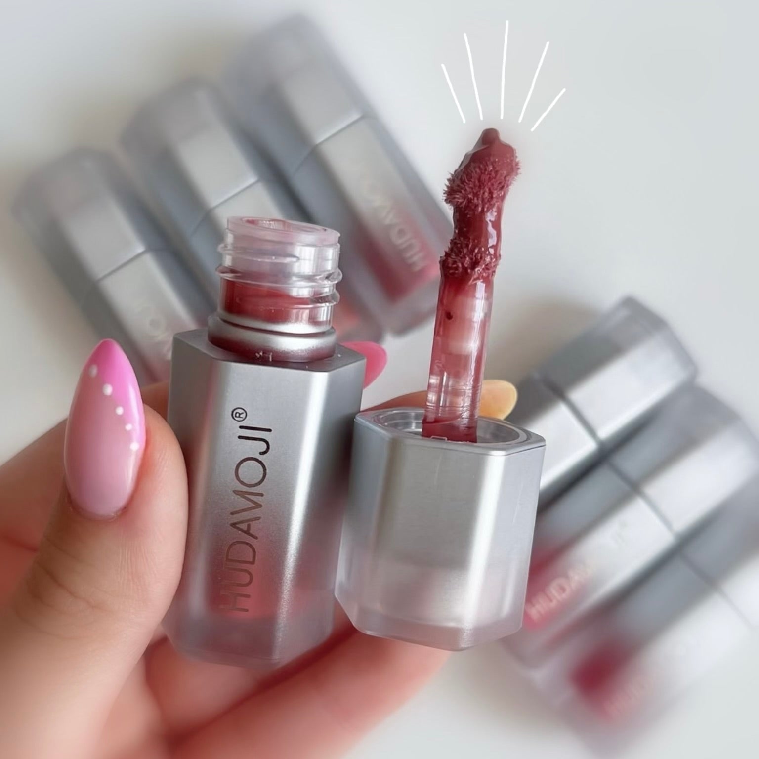 Hudamoji - 6 Color Non-Greasy Lustruos Lipgloss