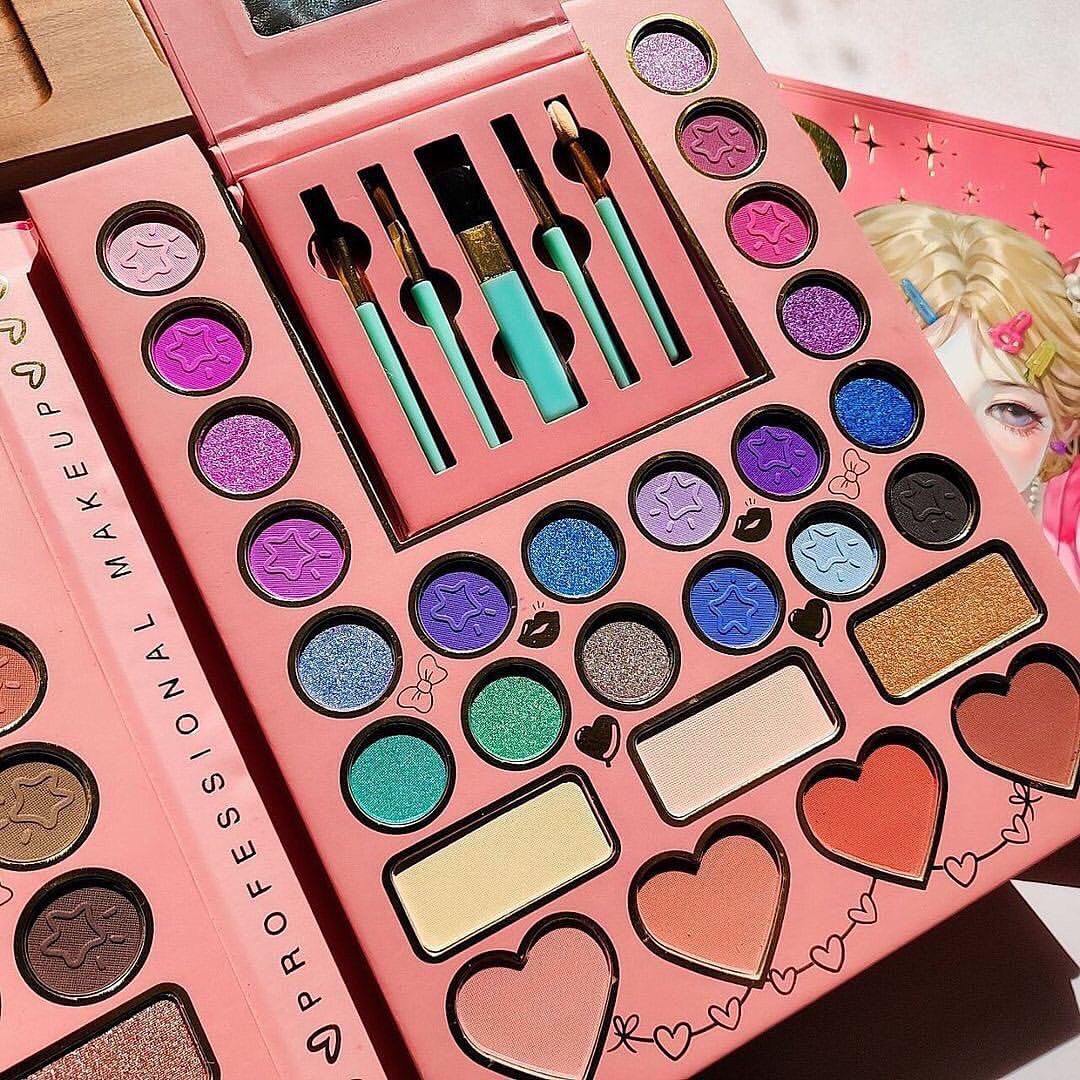 IGOODCO - 70 Colors Scary Girl Makeup Book Palette