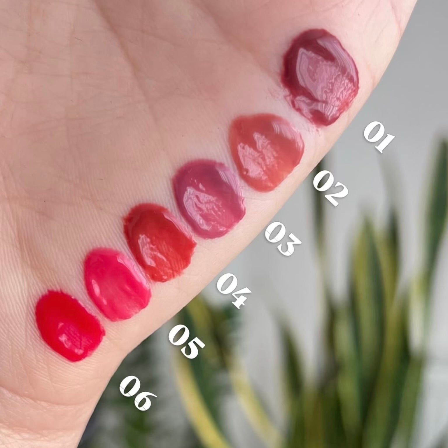 Hudamoji - 6 Color Non-Greasy Lustruos Lipgloss