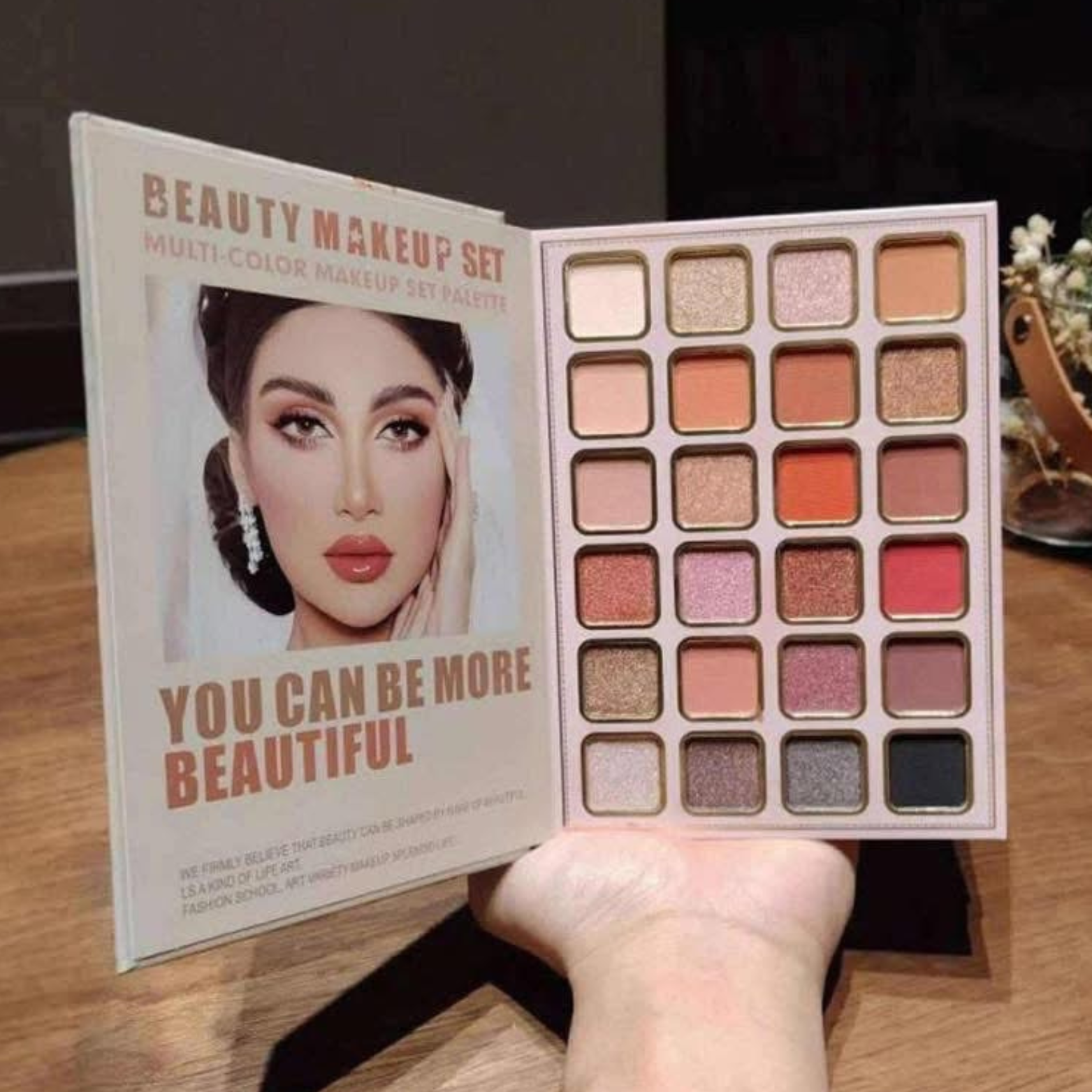 IGOODCO - 6 Layer Makeup Book Palette