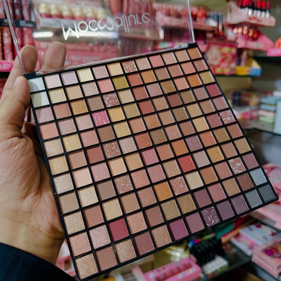 Mocallure - 132 Color Delicate Eyeshadow Palette