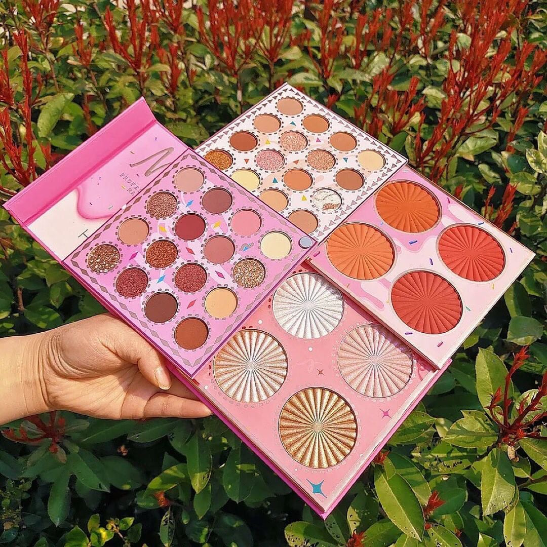 Hudamoji - 40 Color Delicious Candy Makeup Palette