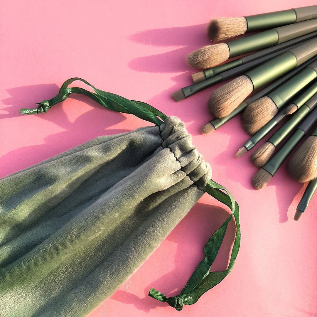 Fix - Soft Makeup Brushes with Velvet Pouch Set of 3