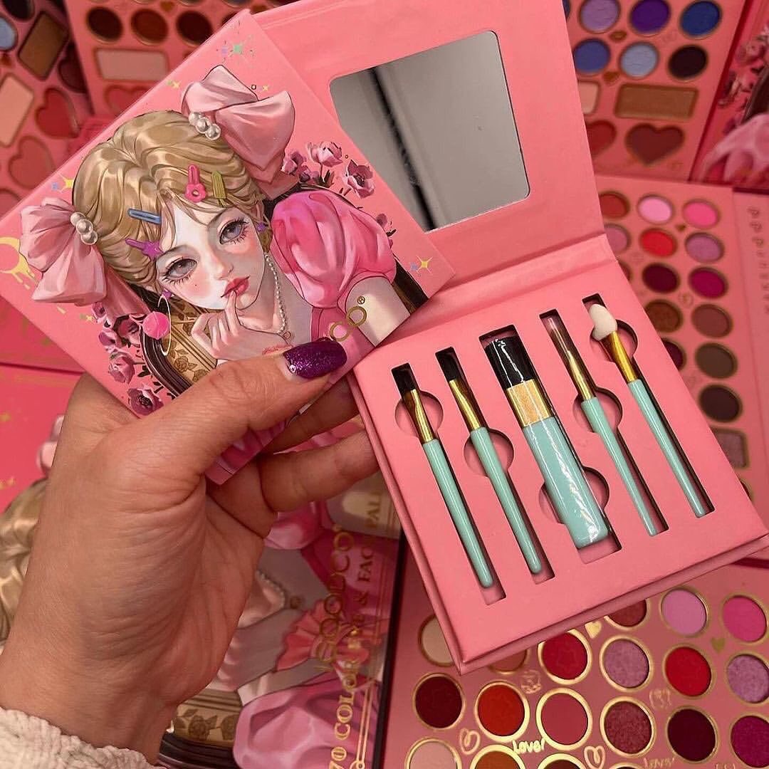 IGOODCO - 70 Colors Scary Girl Makeup Book Palette