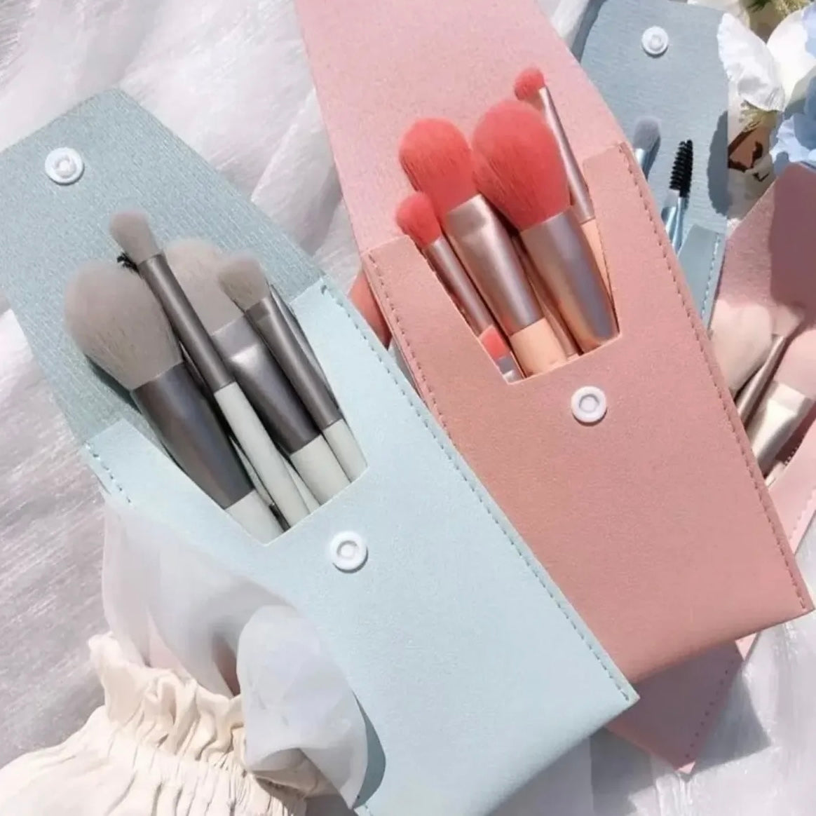 Kawaii Travel Mini Makeup Brush with Leather Pouch Set of 8