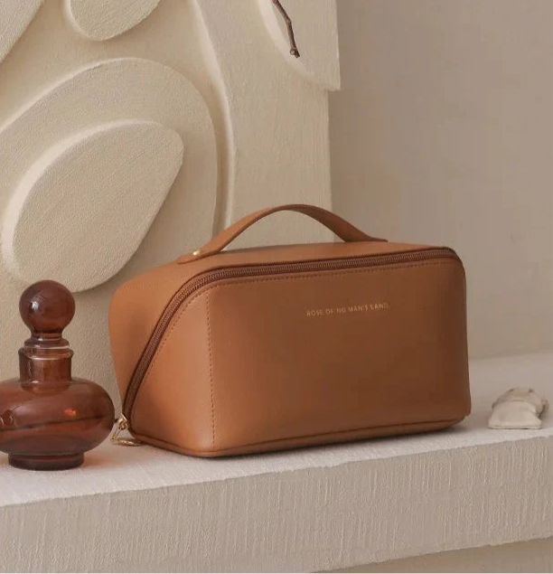 Large Capacity Travel Leather Cosmetic Pouch