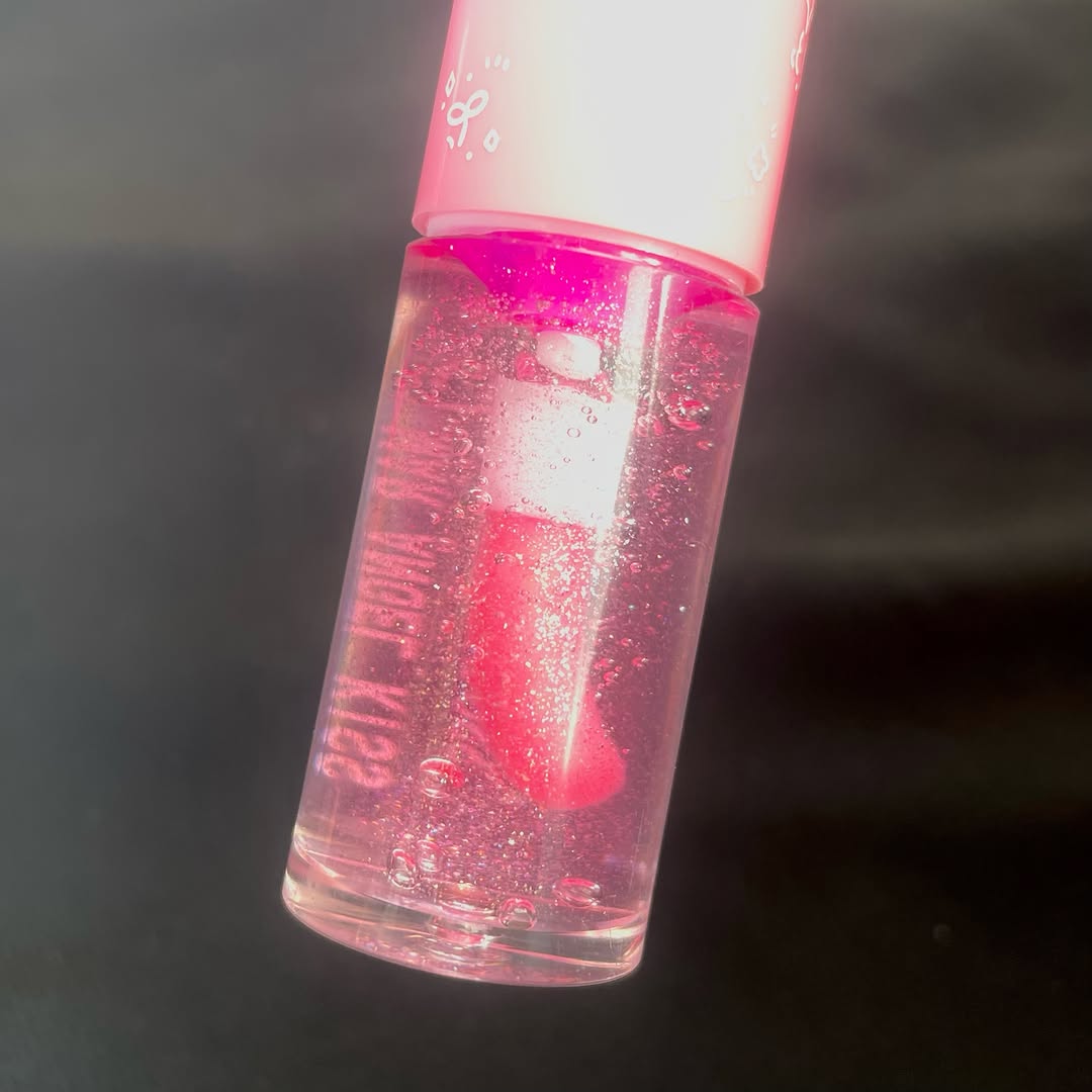 Mar Angel Kiss - Cute Headphone Keychain Lip Gloss