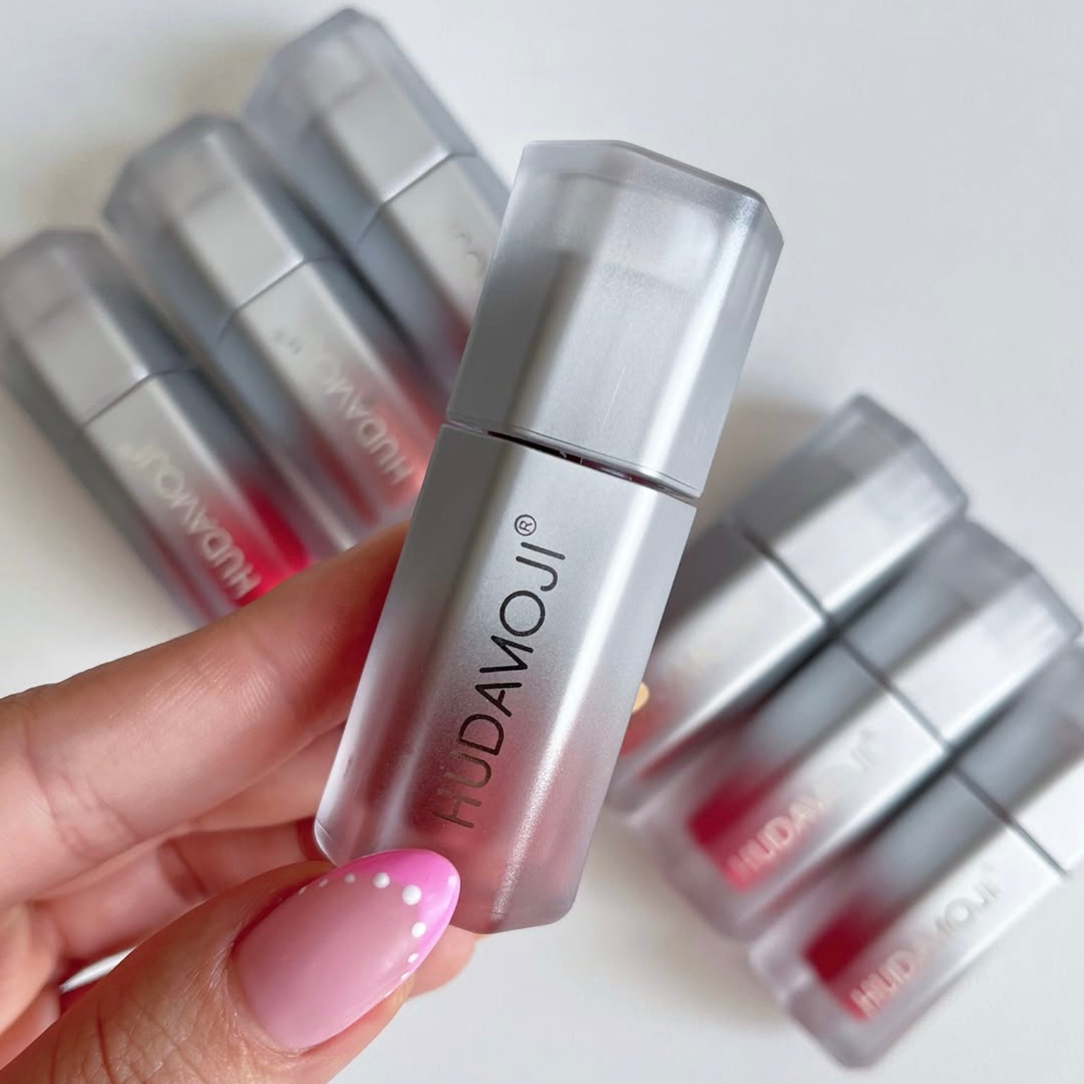 Hudamoji - 6 Color Non-Greasy Lustruos Lipgloss