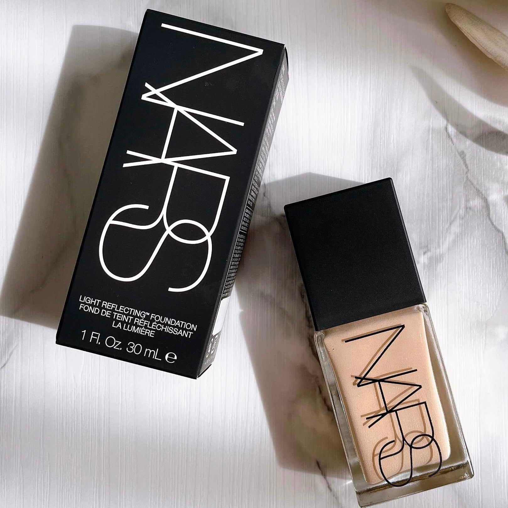 NARS - Light Reflecting Luminous Foundation