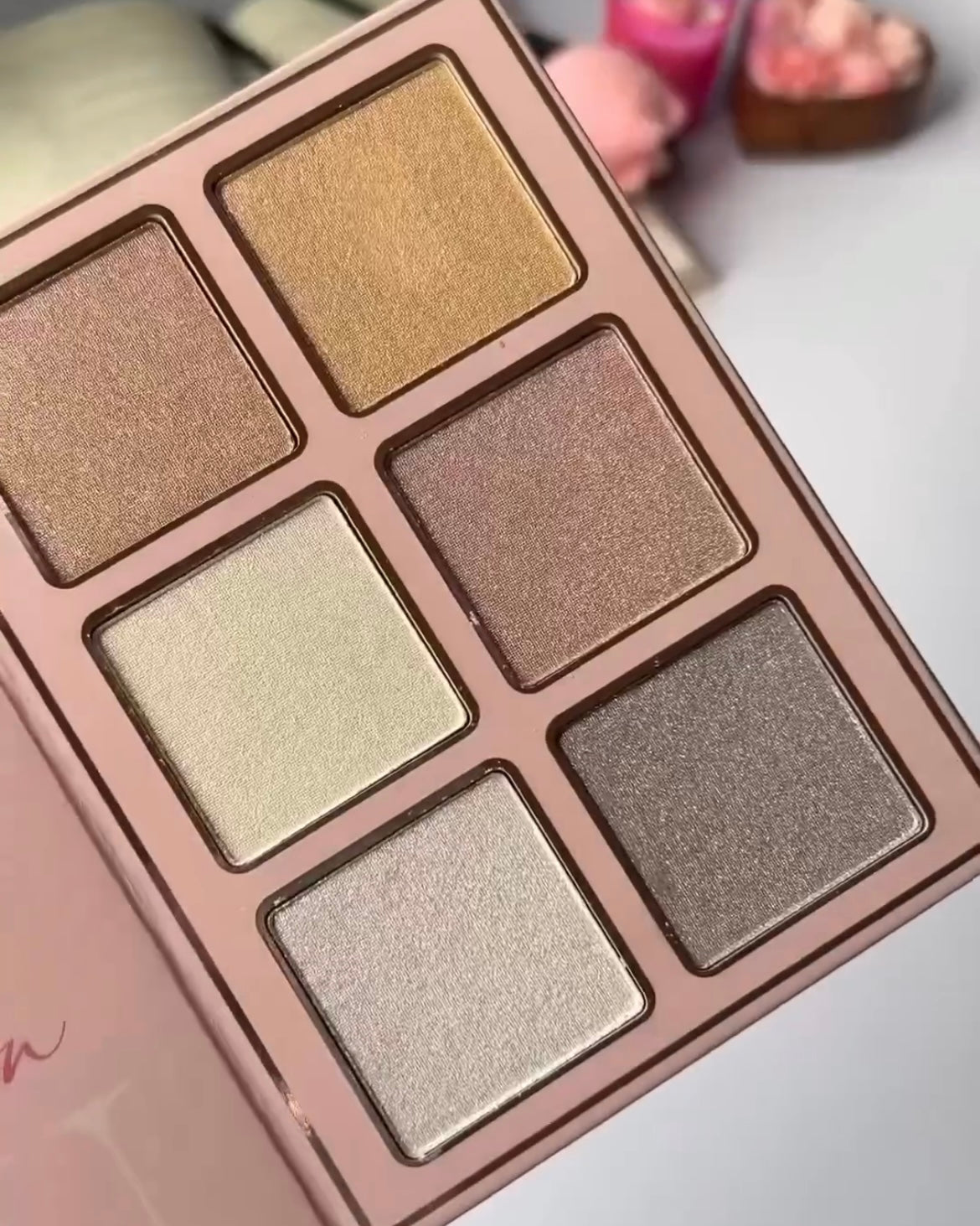 IGOODCO - 5 Layer Makeup Book Palette