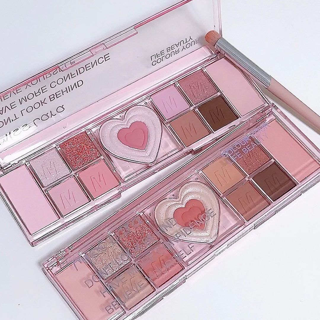 Miss Lara - Love Heart Eyeshadow Palette