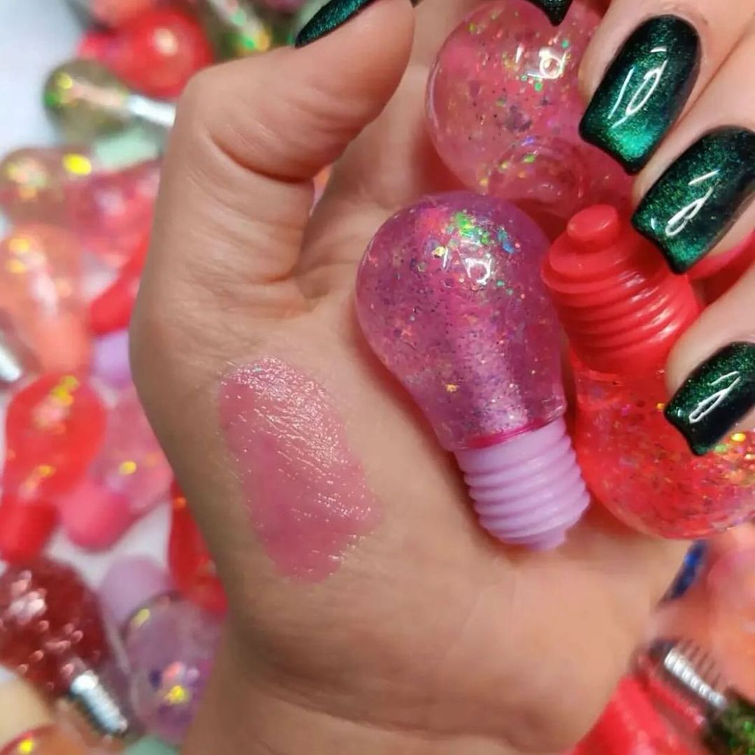 Mini Bulb Tinted Lip Oil