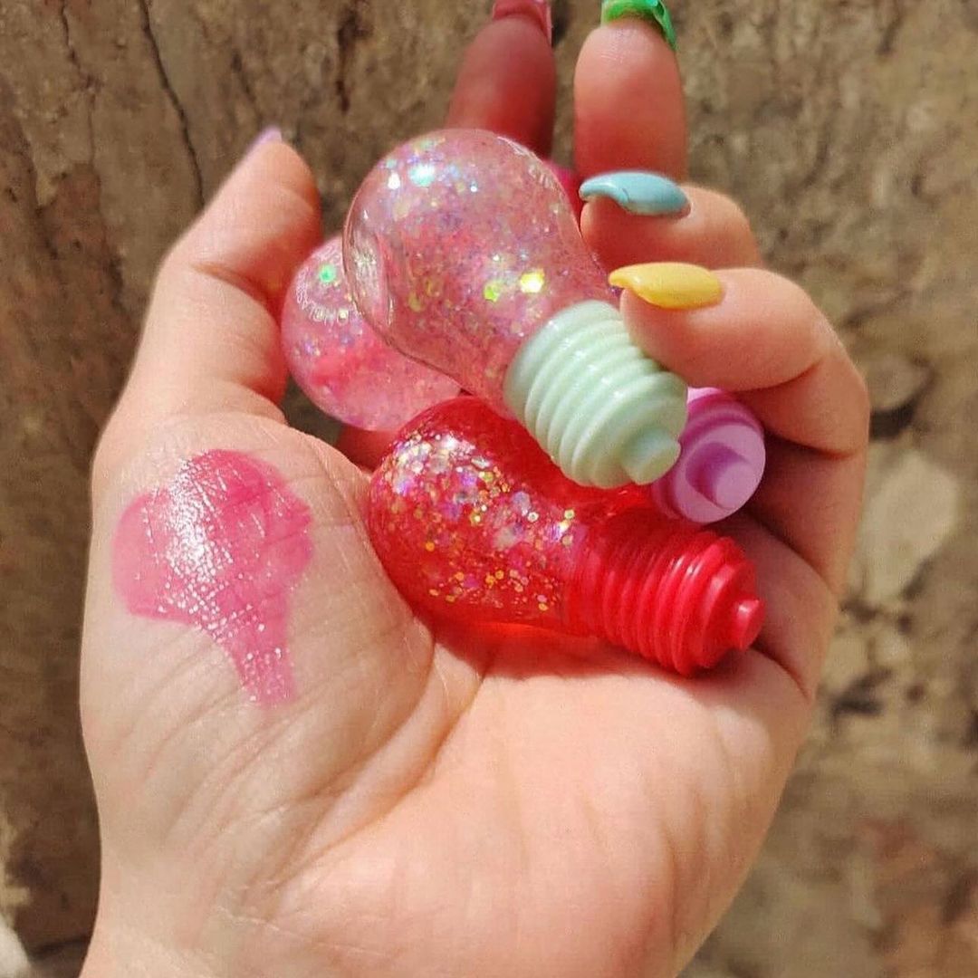 Mini Bulb Tinted Lip Oil