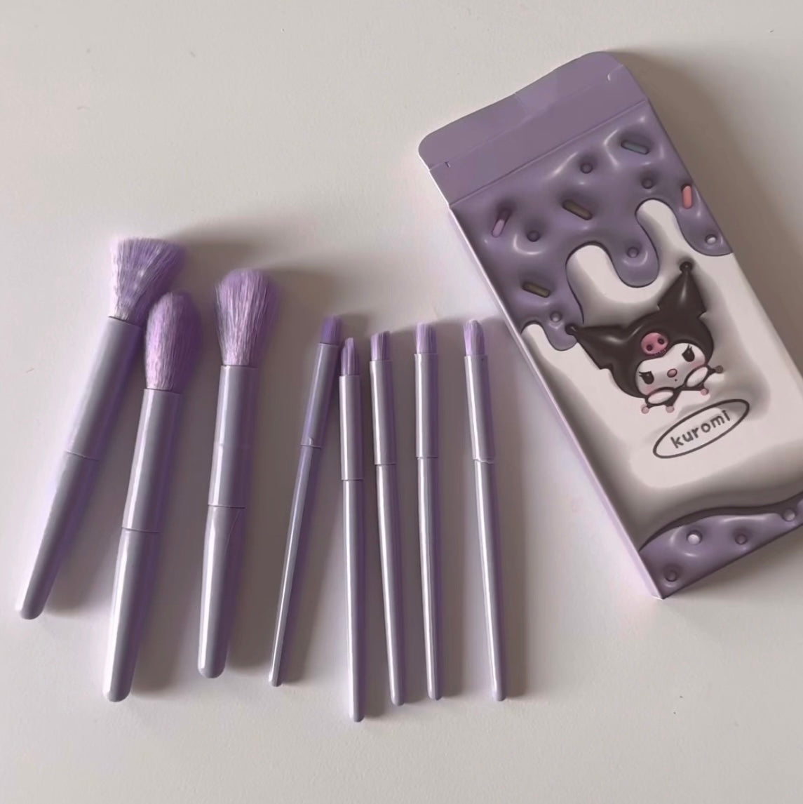 8pcs Mini Cartoon Travel Soft Fluffy Makeup Brushes Set