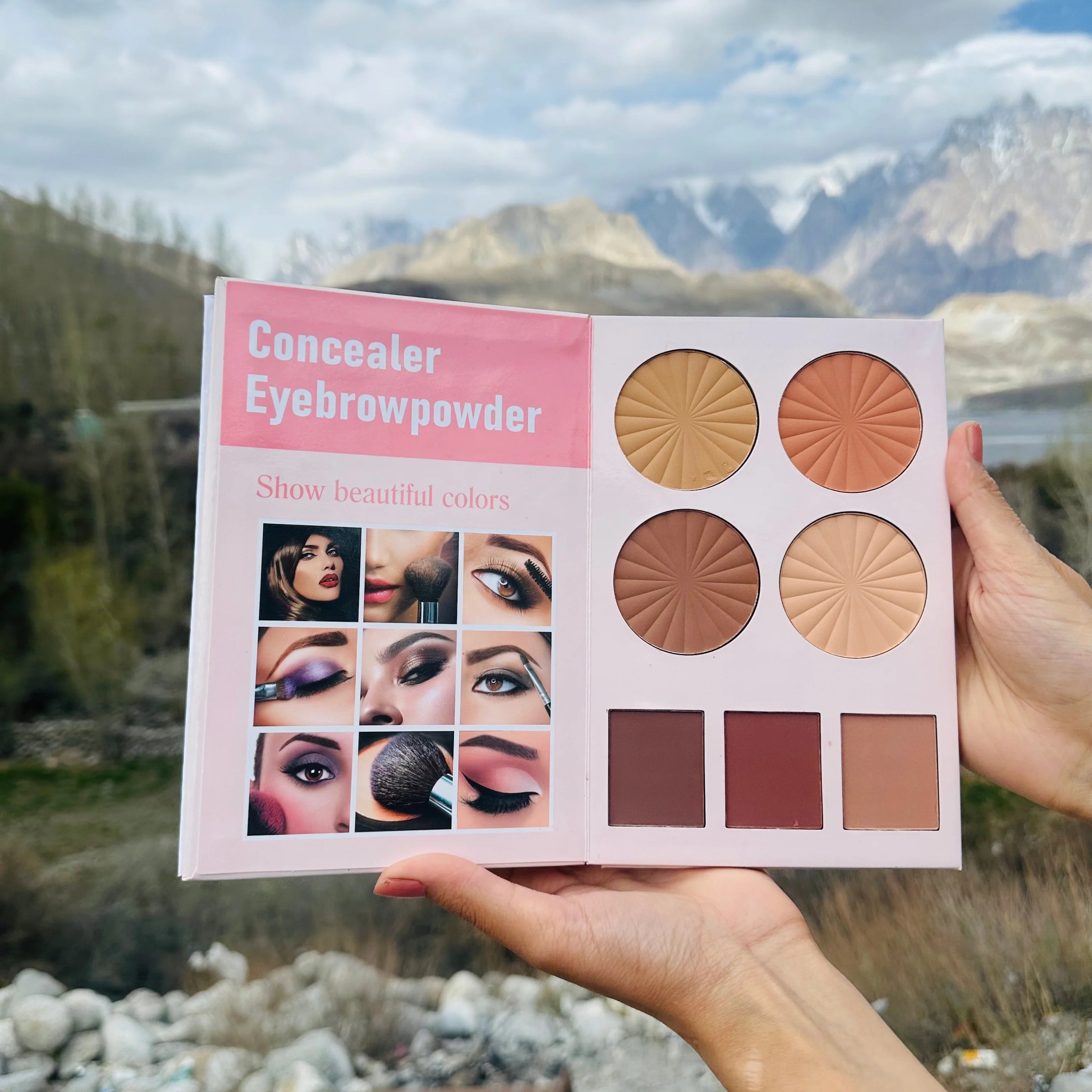 Mocallure - 4 Layer Makeup Book Palette