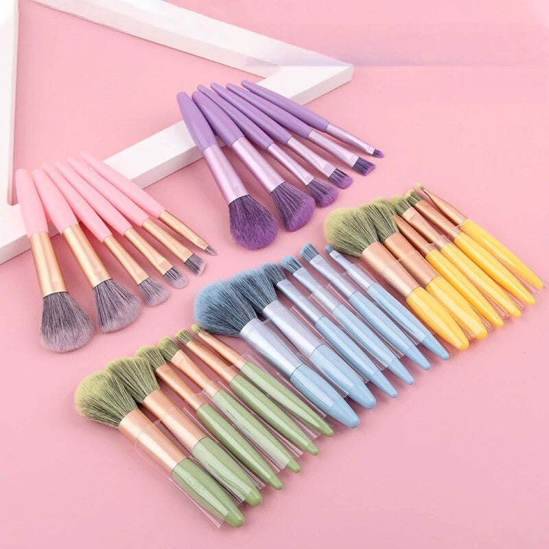 Kawaii Mini Travel Makeup Brush Set of 6