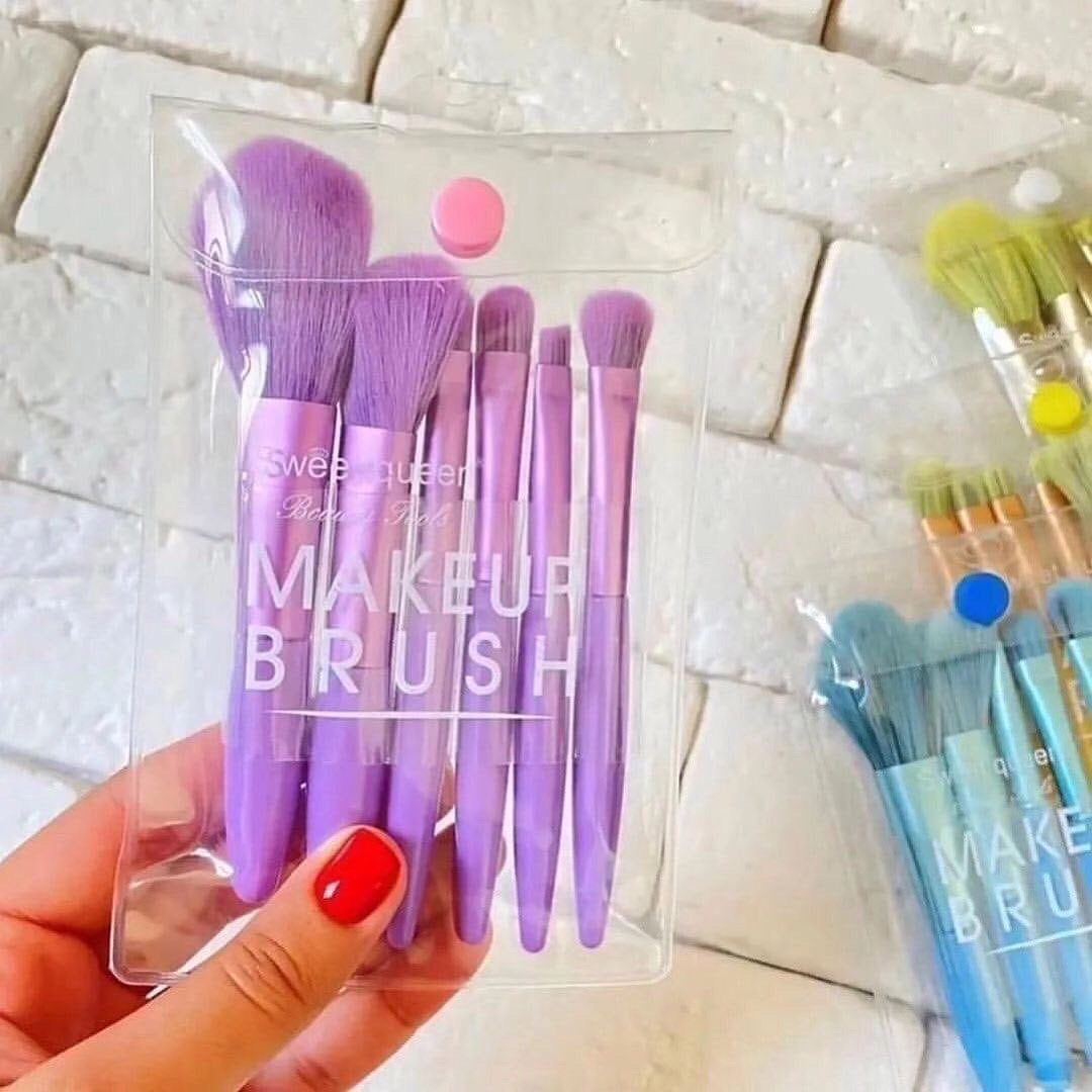 Kawaii Mini Travel Makeup Brush Set of 6