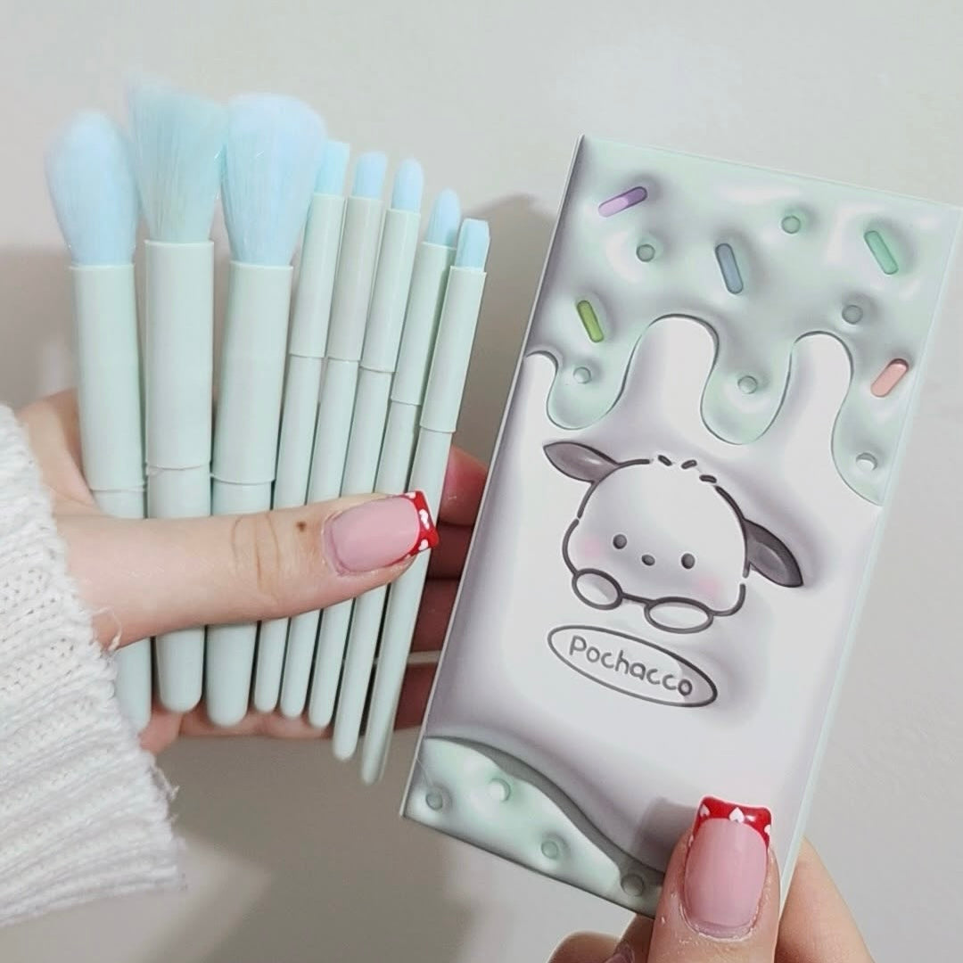 8pcs Mini Cartoon Travel Soft Fluffy Makeup Brushes Set