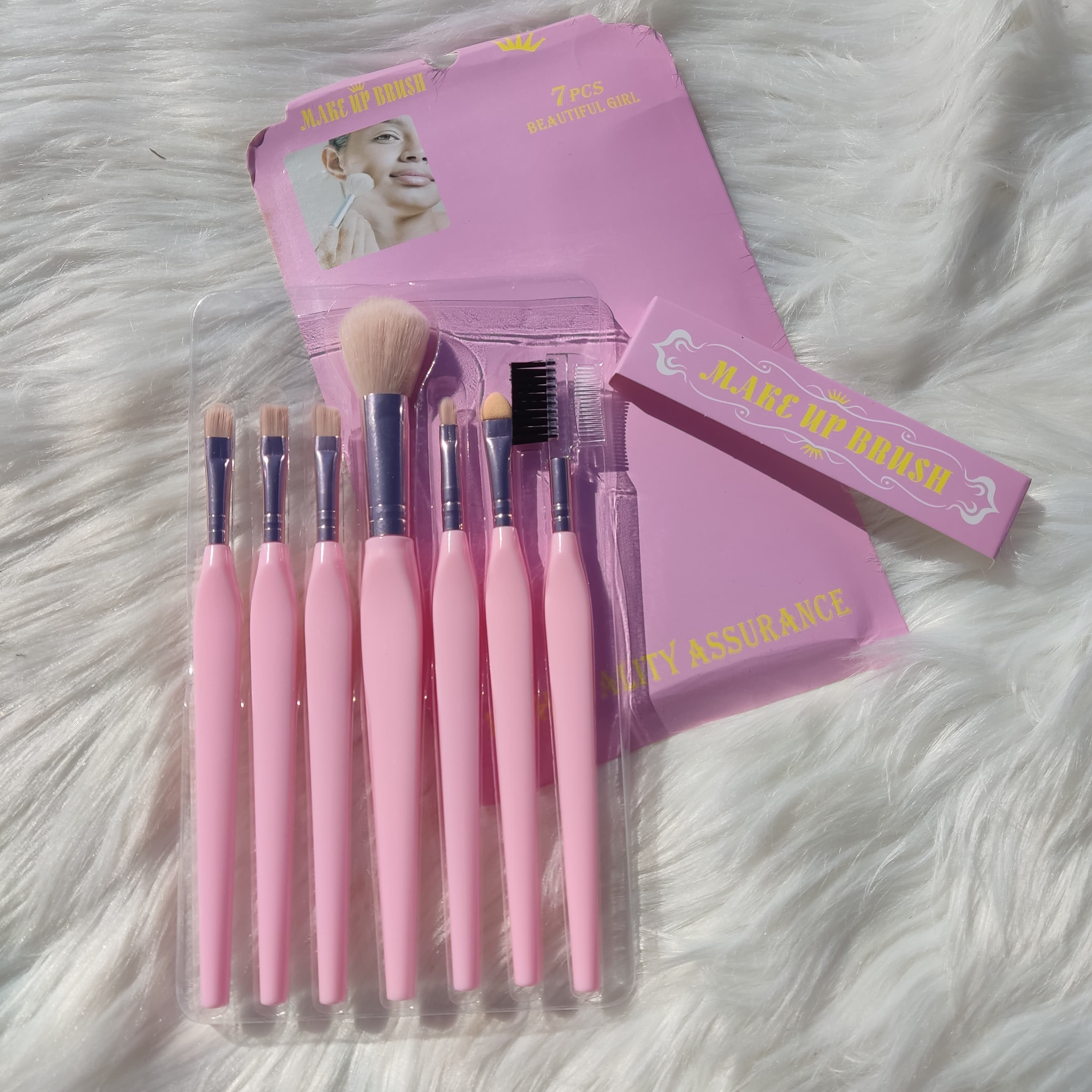 Kawaii Mini Travel Makeup Brush Set of 7