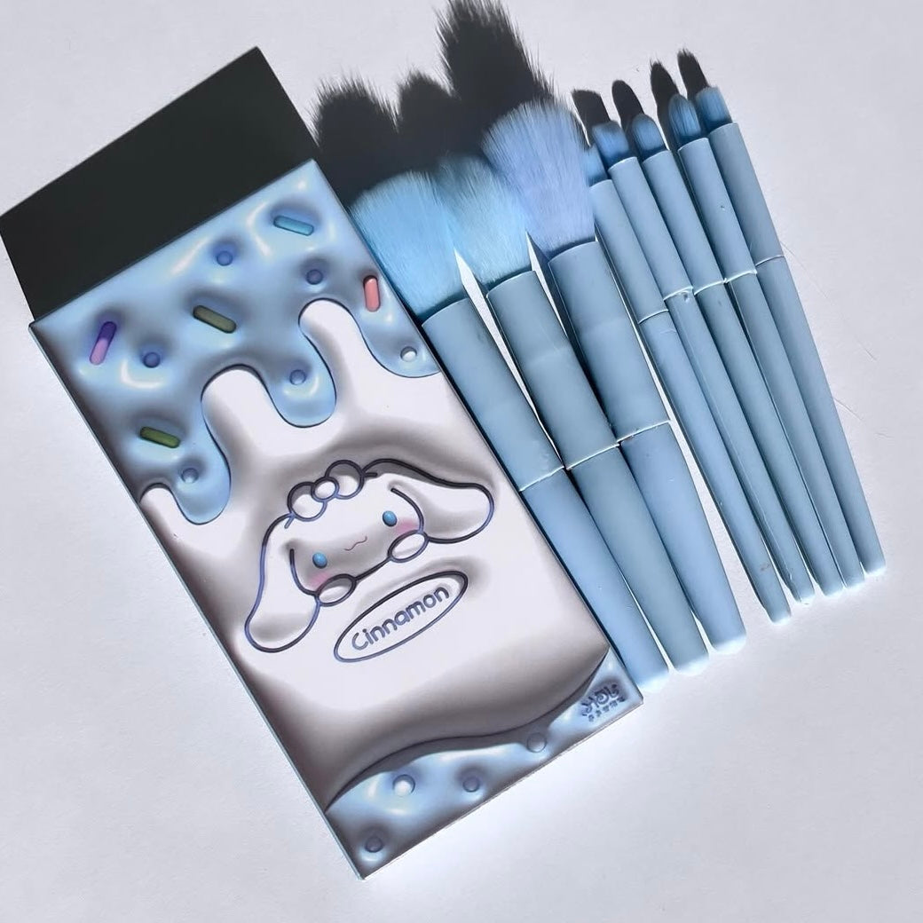 8pcs Mini Cartoon Travel Soft Fluffy Makeup Brushes Set