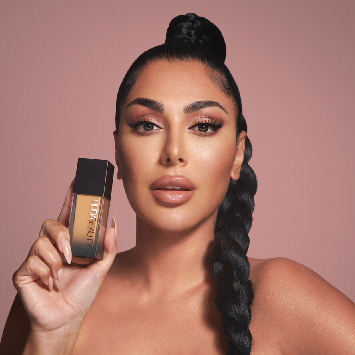 Huda Beauty - Faux Filter Radiant Matte Foundation