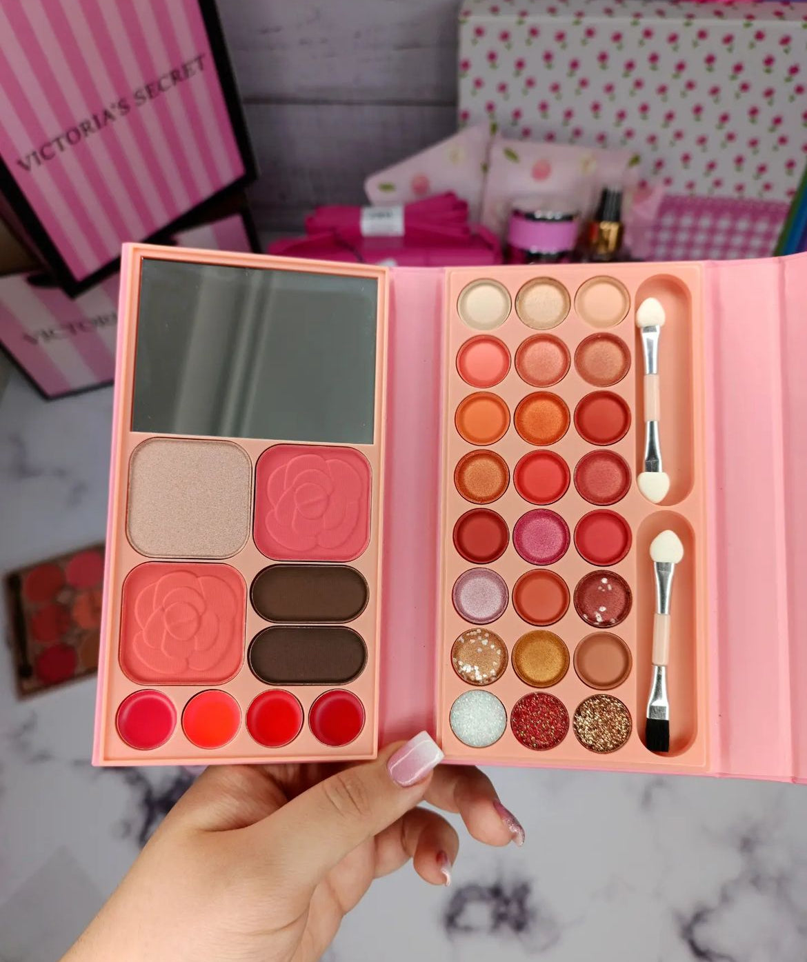 5 in 1 Mini Makeup Book