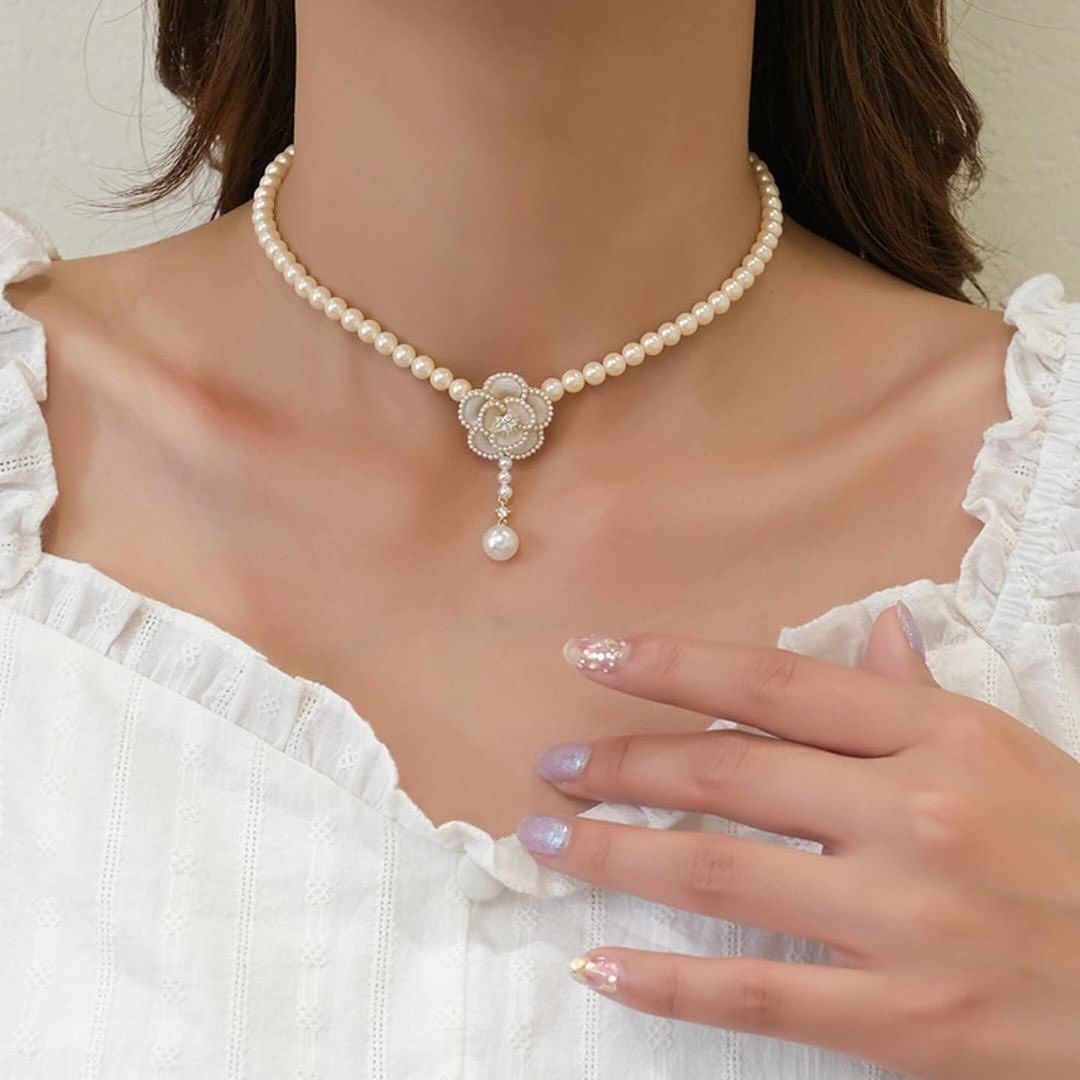 Elegant Camellia Flower Pearl Pendant Necklace