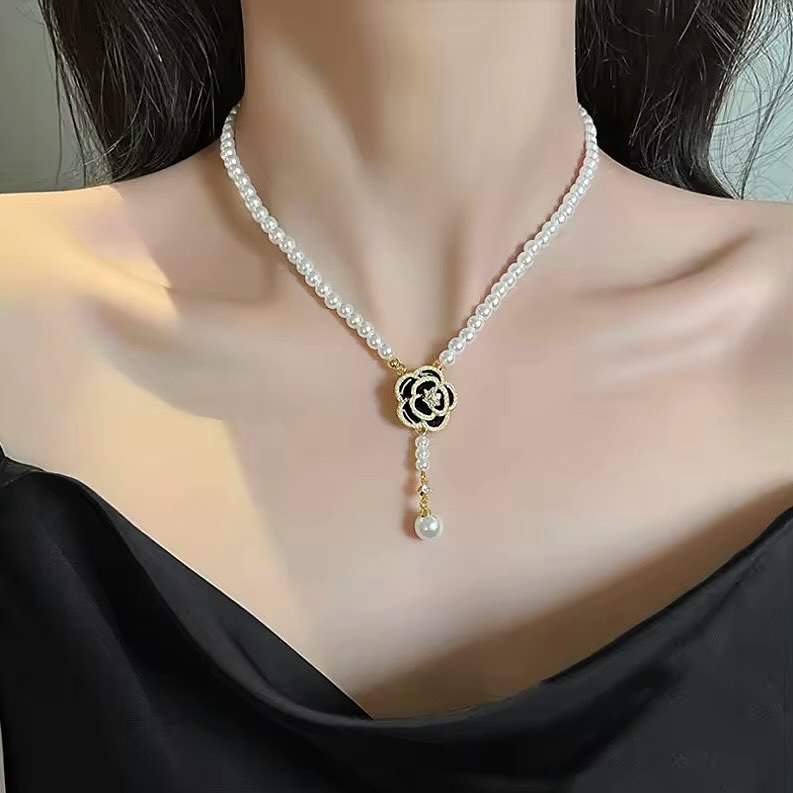 Elegant Camellia Flower Pearl Pendant Necklace