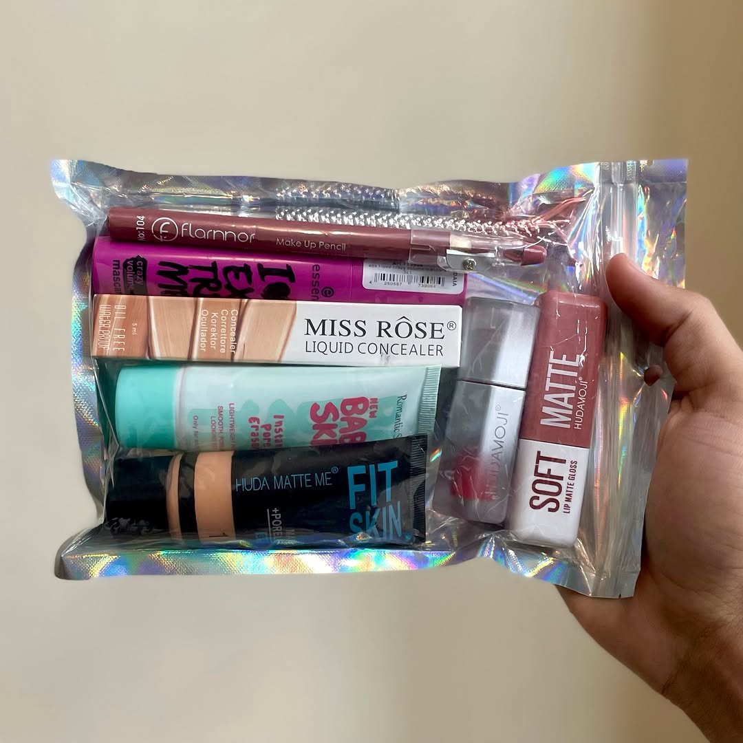 8 in 1 Student Beauty Hamper 05