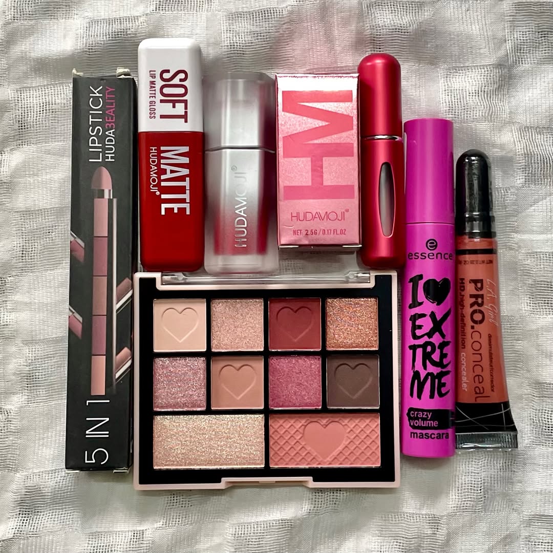 8 in 1 Student Beauty Hamper 06