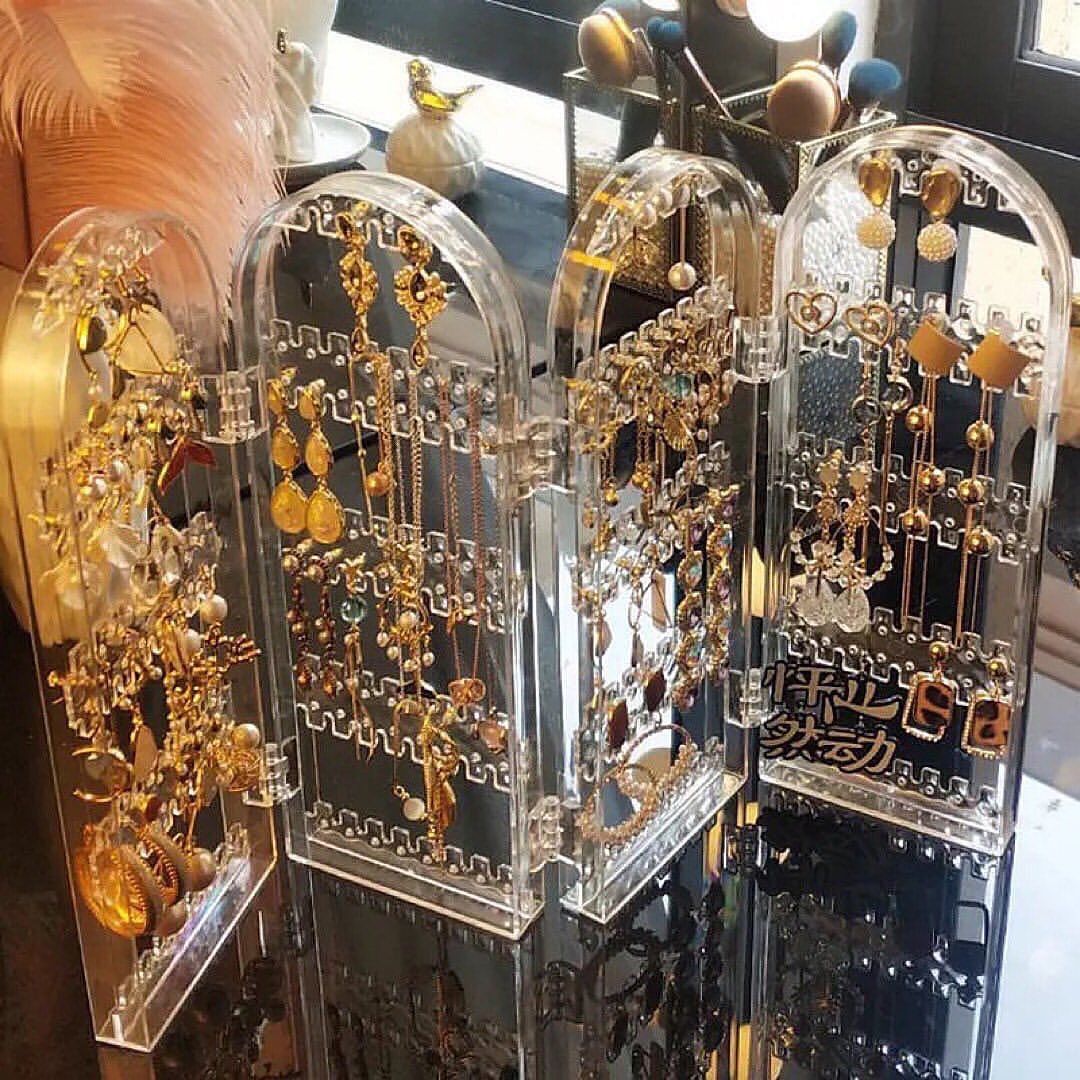 4 Doors Foldable Transparent Jewelry Organizer