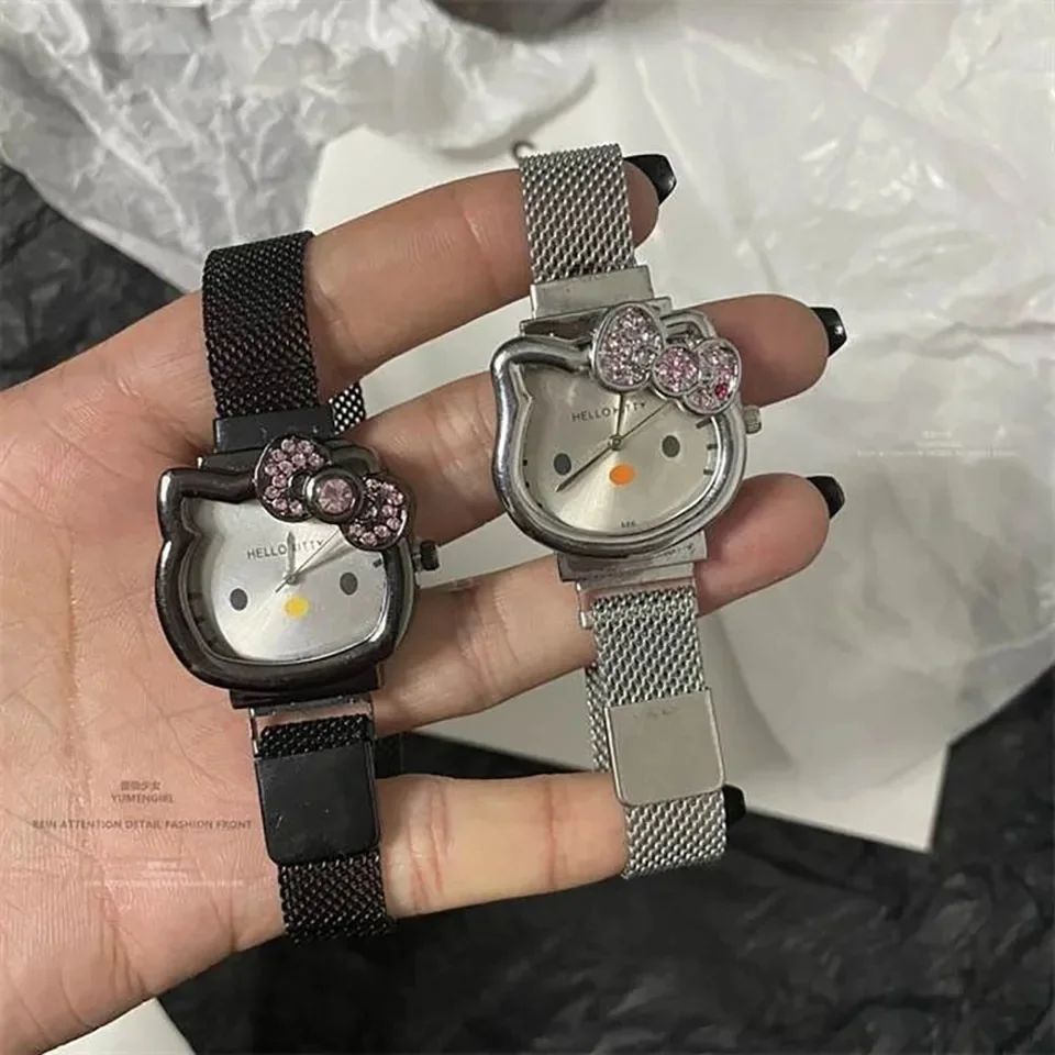 Hello Kitty Vintage Diamond Bow Watch