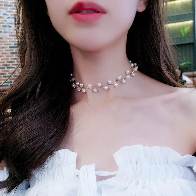 Short Imitation Pearl Choker Necklace