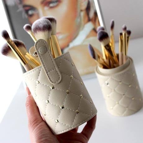 BH Cosmetics - Bucket Super Soft Makeup Brushes Set of 12